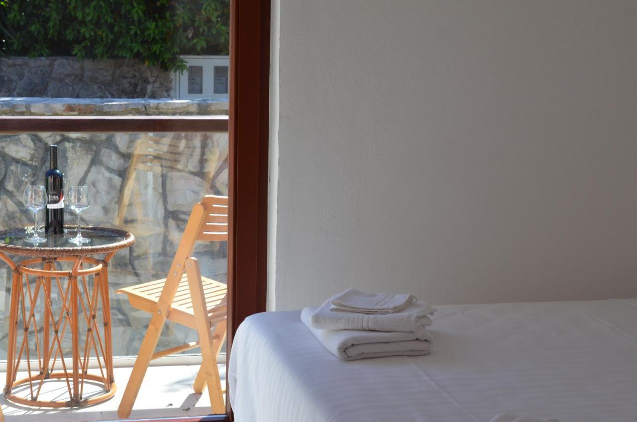 @hvar Island Seaside Vila *